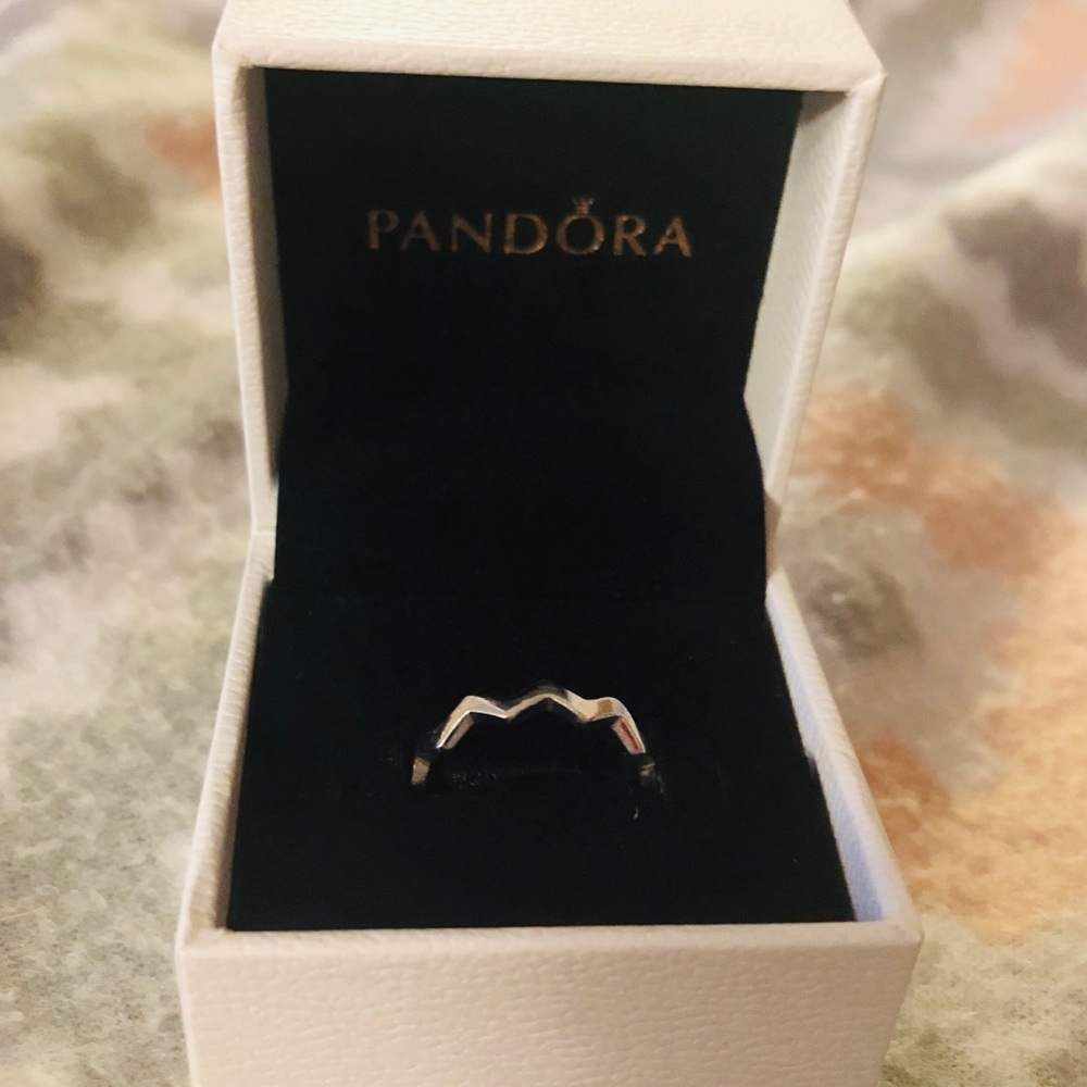 Pandora Timeless Zigzag ring